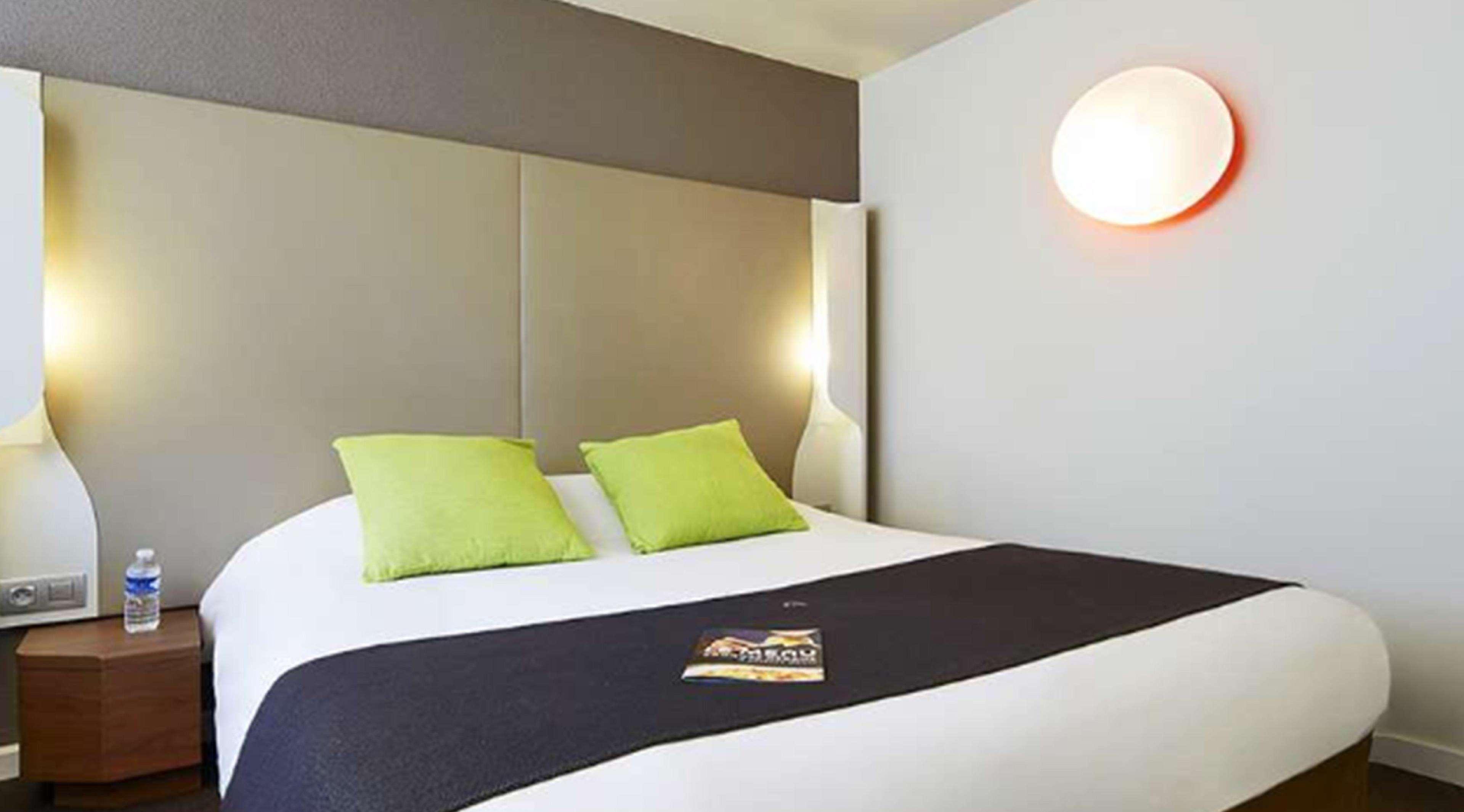 Campanile Saint-Etienne Est- Saint-Chamond Otel Dış mekan fotoğraf